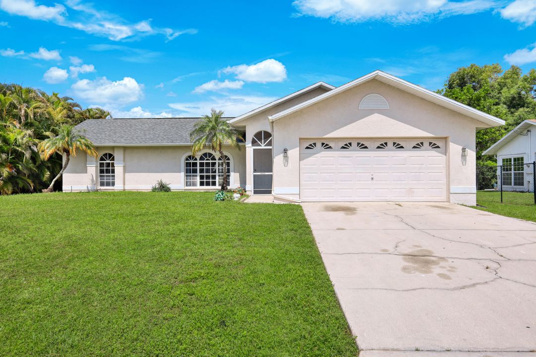 18428 Fuchsia Rd, Fort Myers, FL 33967