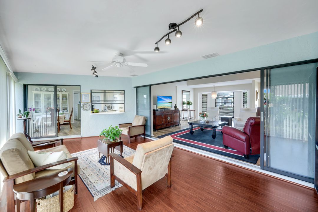 111 Blue Ridge Dr, Naples, FL 34112