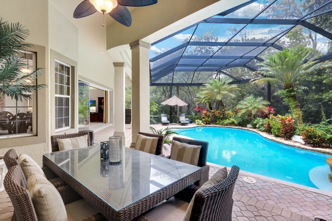 12099 Collier's Reserve Dr, Naples, FL 34110