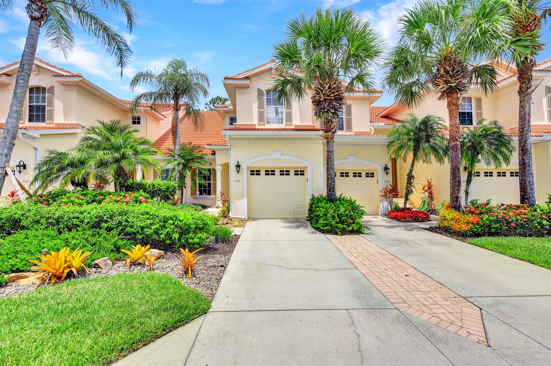 4685 Winged Foot Ct #103, Naples, FL 34112