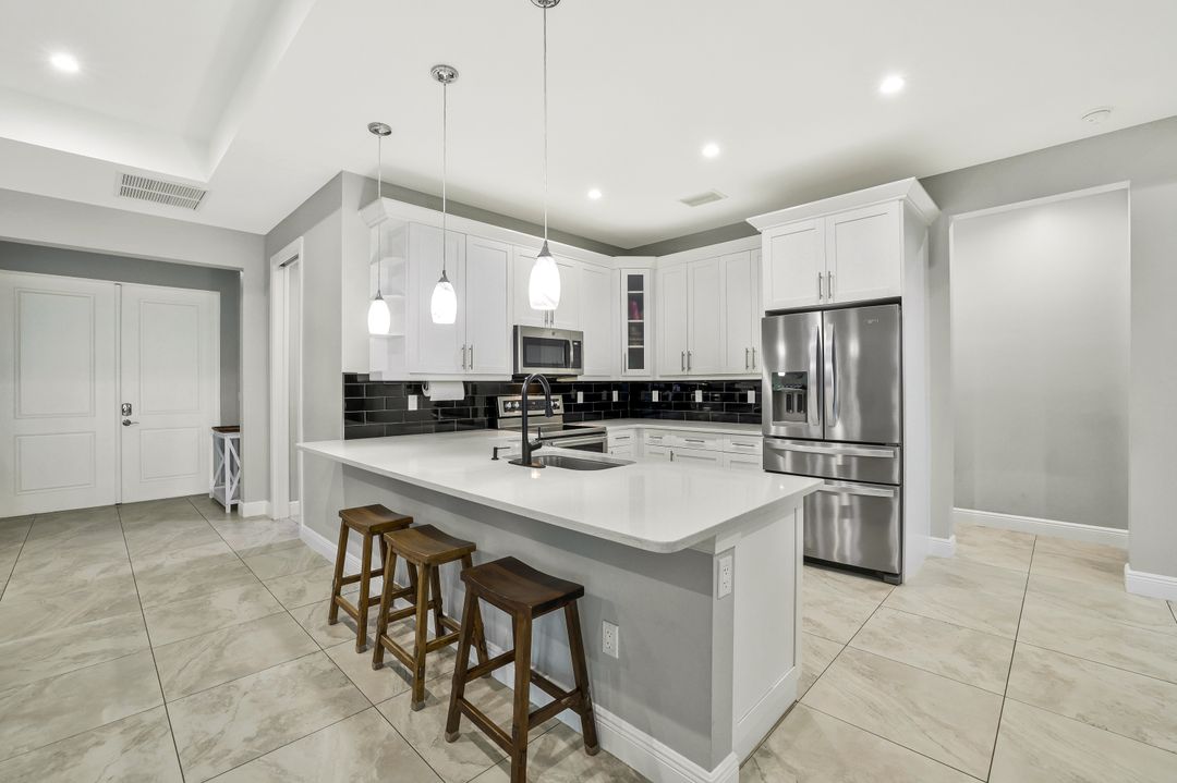 3790 54th Ave NE, Naples, FL 34120