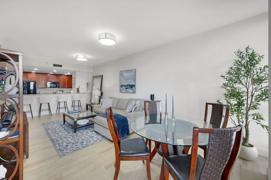 5793 Cape Harbour Dr #613, Cape Coral, FL 33914