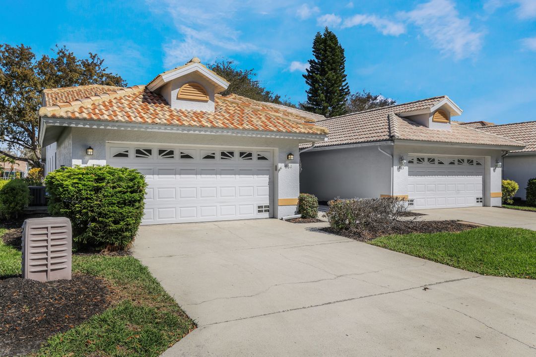 661 Captn Kate Ct, Naples, FL 34110