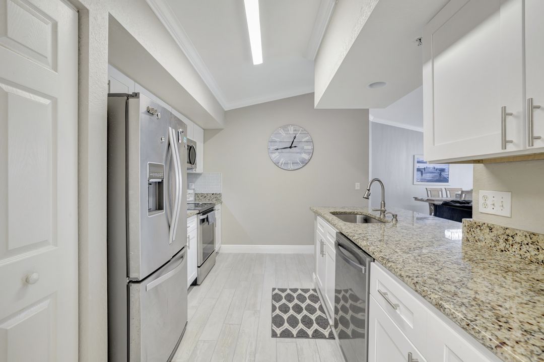 4670 St Croix Ln #632, Naples, FL 34109