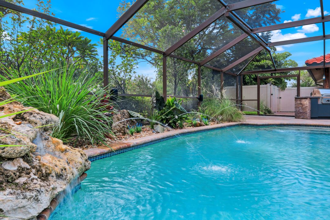 12305 Avida Ln, Bonita Springs, FL 34135