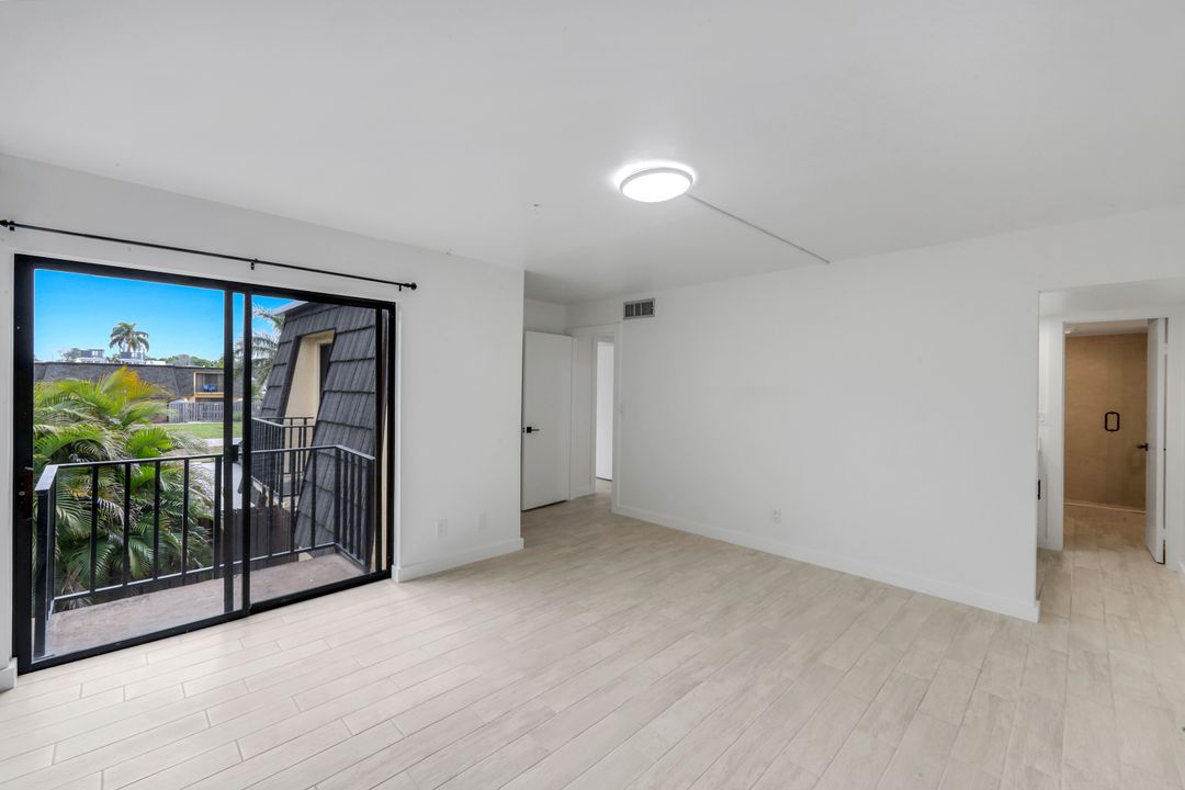 5567 Malt Dr #1, Fort Myers, FL 33907