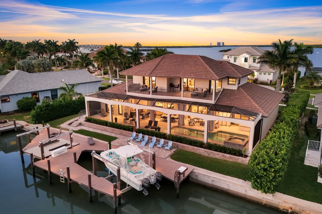 450 Pepperwood Ct, Marco Island, FL 34145