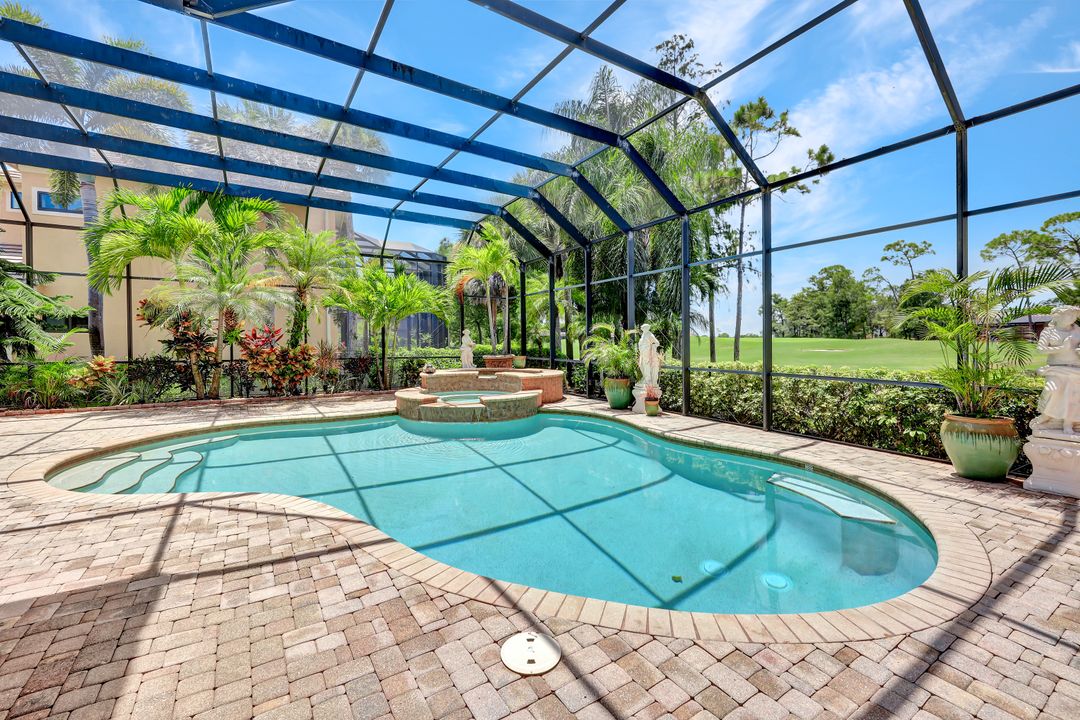 2743 Olde Cypress Dr, Naples, FL 34119