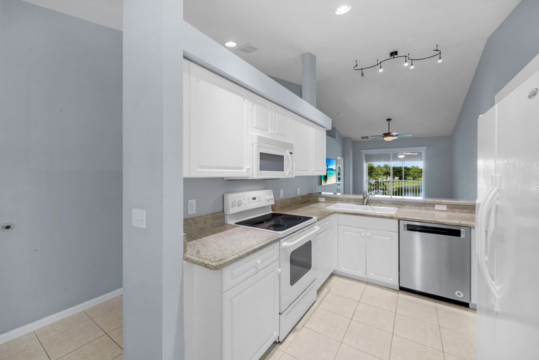 20050 Barletta Ln #223, Estero, FL 33928