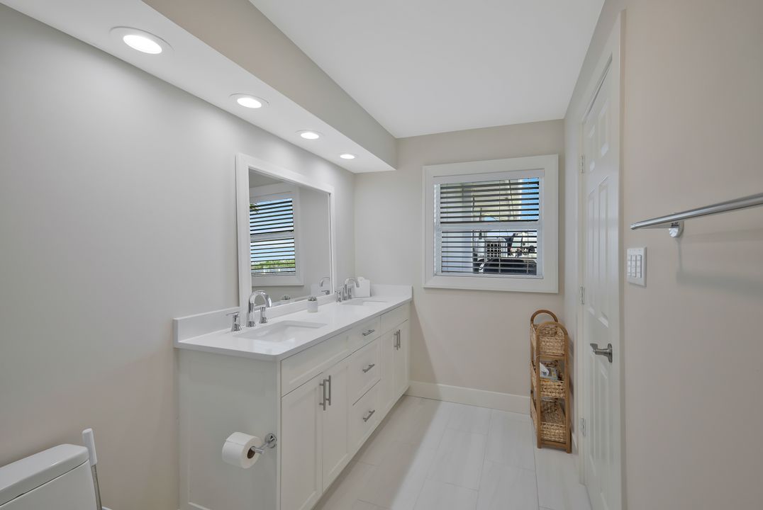 5596 Avenida Pescadora, Fort Myers Beach, FL 33931