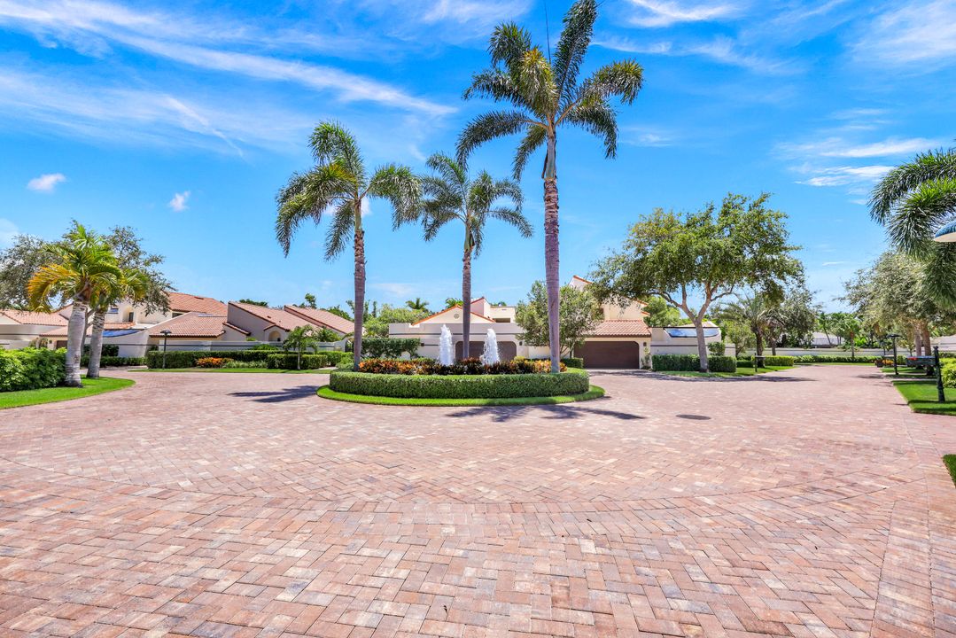 Turtle Bay Dr, Naples, FL 34108