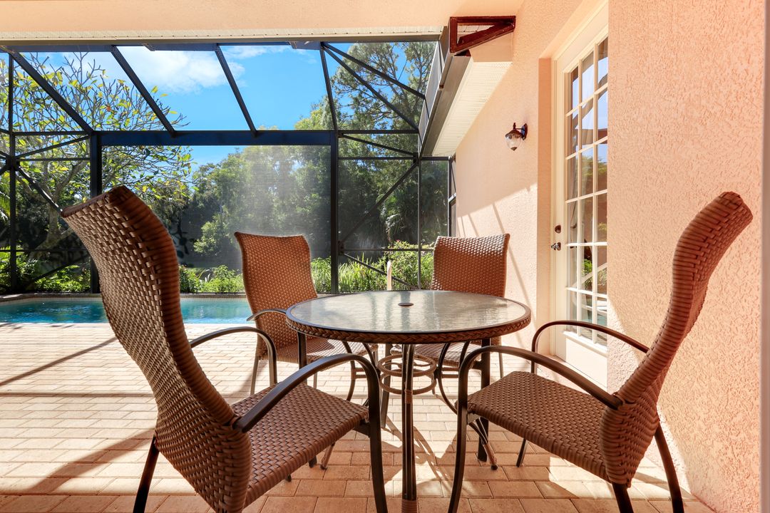 12910 Silverthorn Ct, Bonita Springs, FL 34135