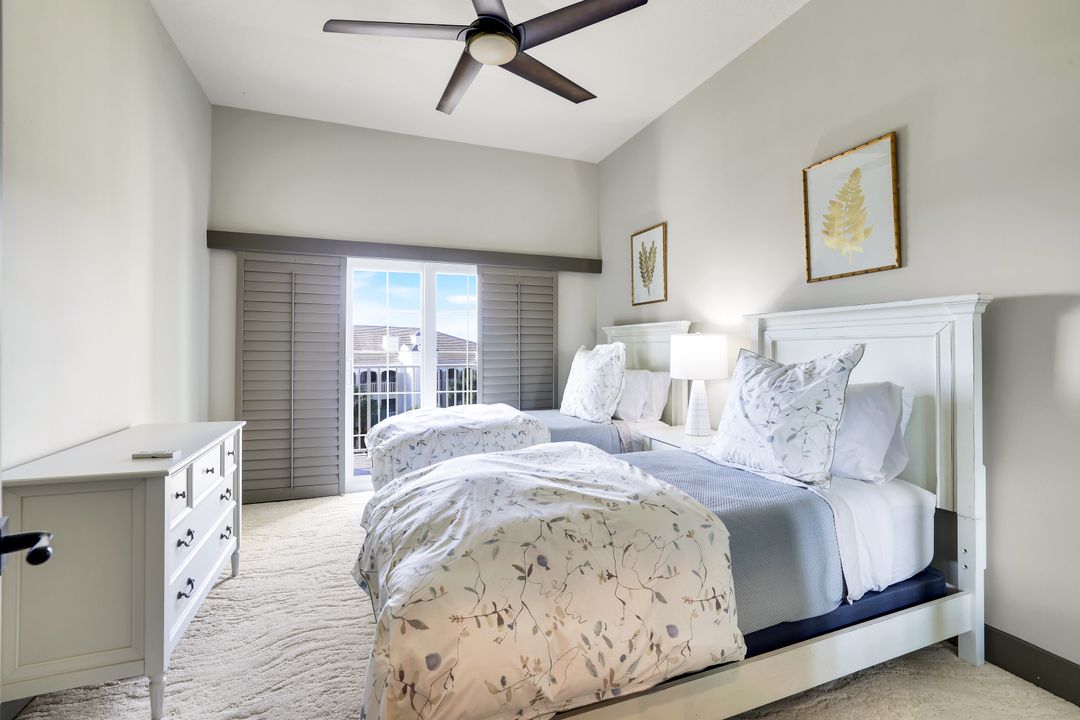 7655 Pebble Creek Cir #404, Naples, FL 34108