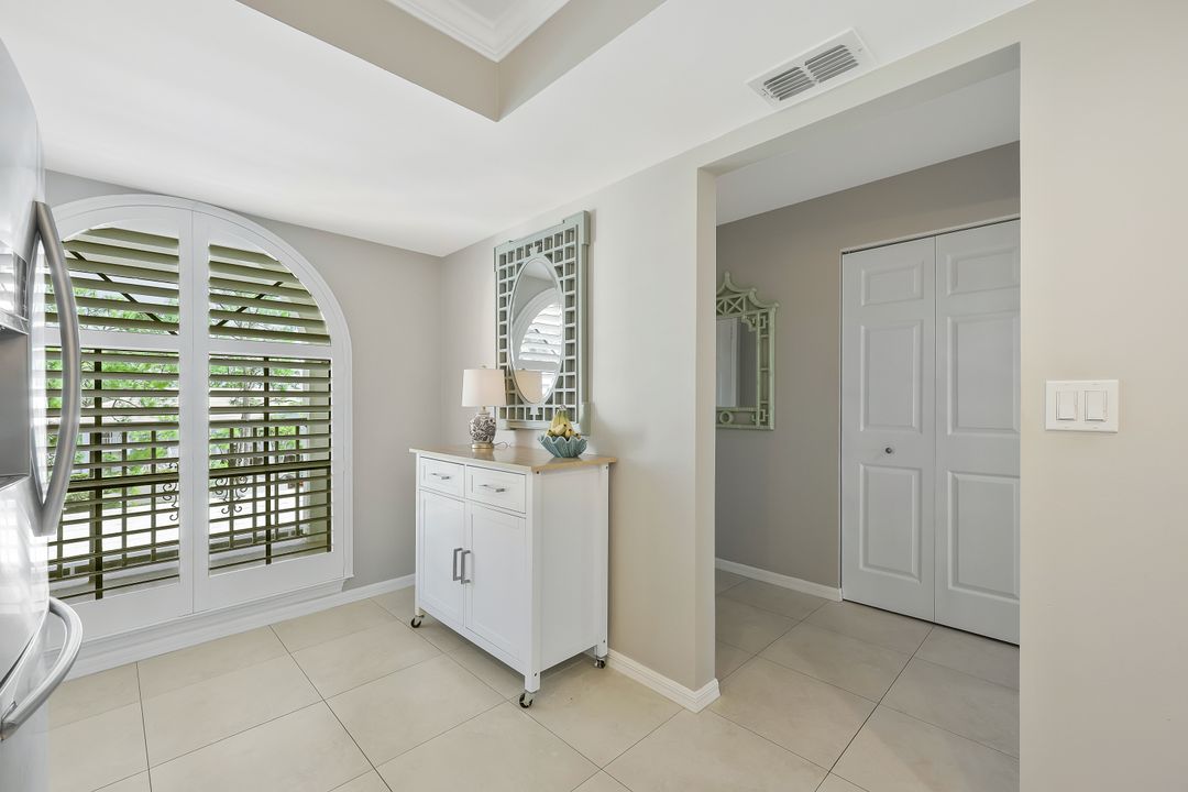 265 Deerwood Cir #12, Naples, FL 34113
