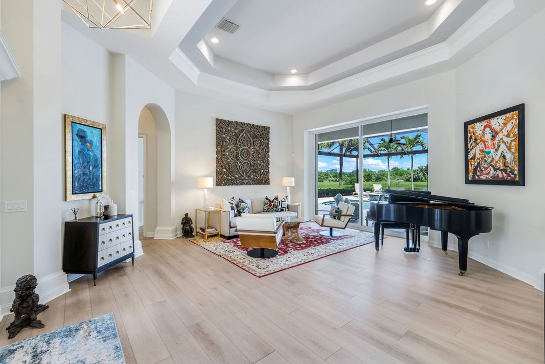 3616 Glenwater Ln, Bonita Springs, FL 34134