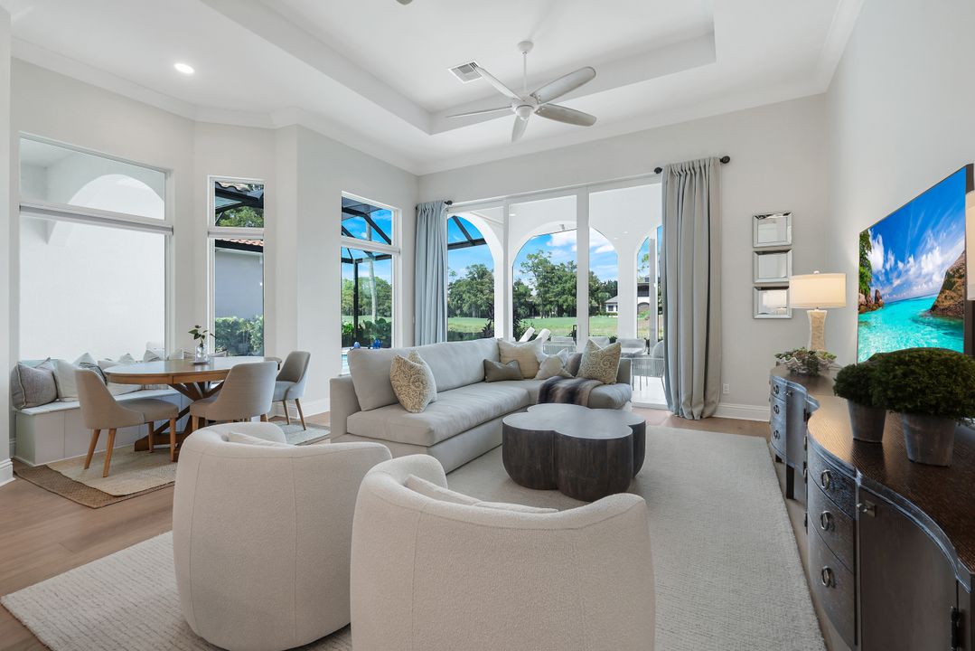 7395 Monteverde Way, Naples, FL 34119