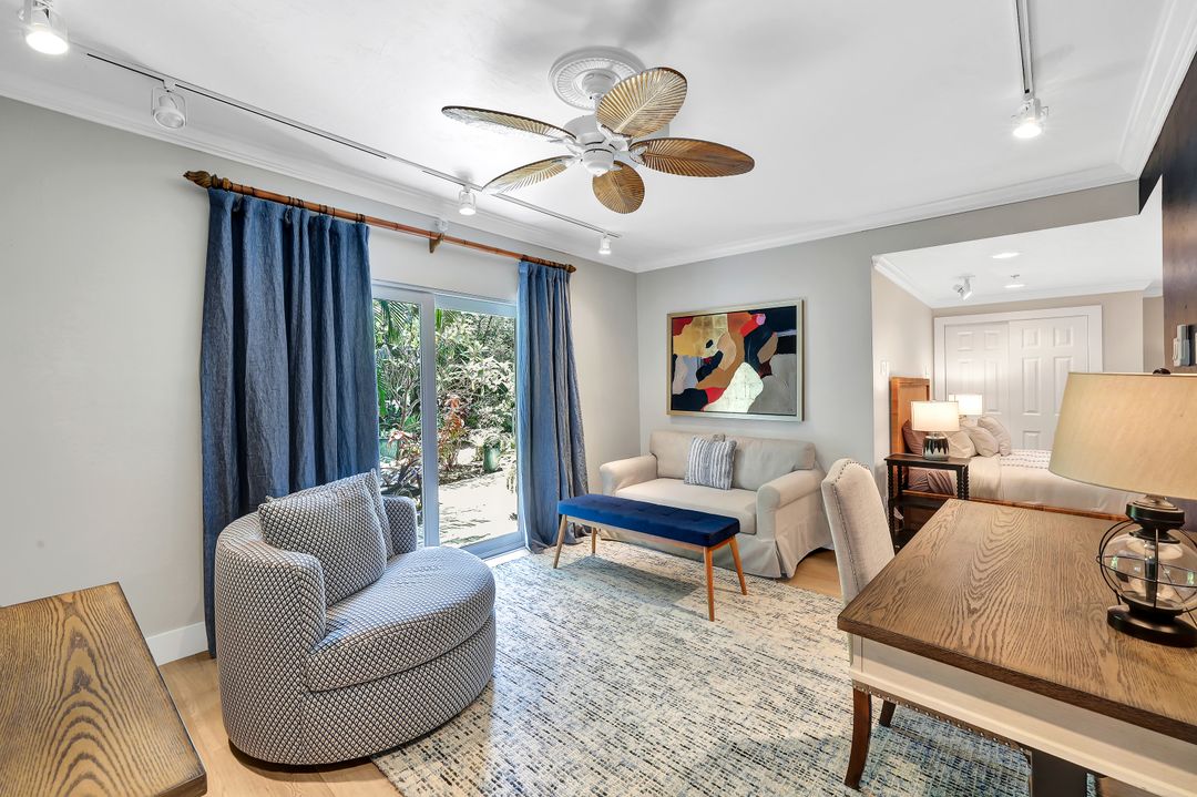 3822 Survey Cir, Bonita Springs, FL 34134