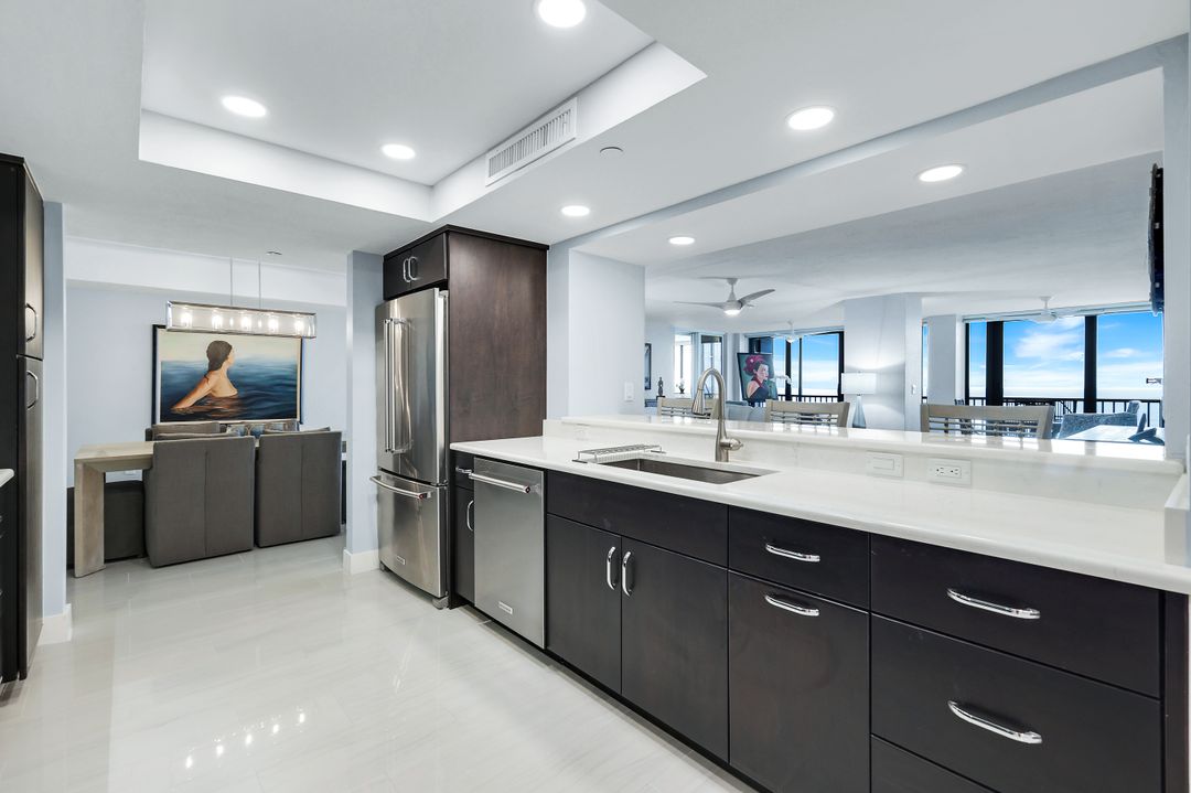 5601 Turtle Bay Dr #1802, Naples, FL 34108