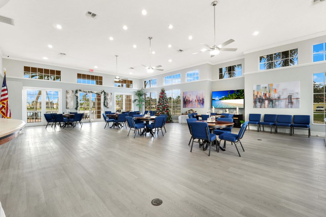 13060 Lake Meadow Dr, Fort Myers, FL 33913