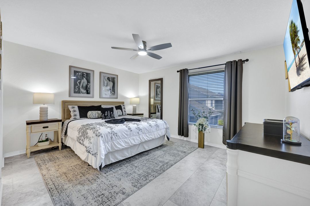 1599 Trafalgar Ln #C, Naples, FL 34116