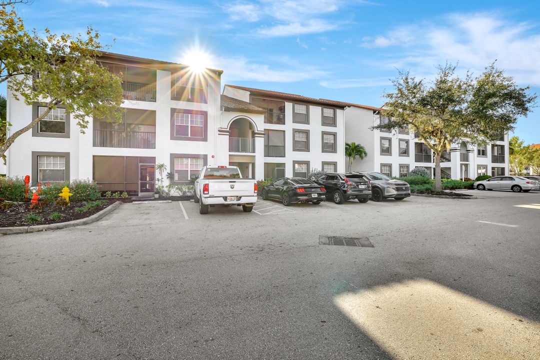 7965 Preserve Cir #732, Naples, FL 34119