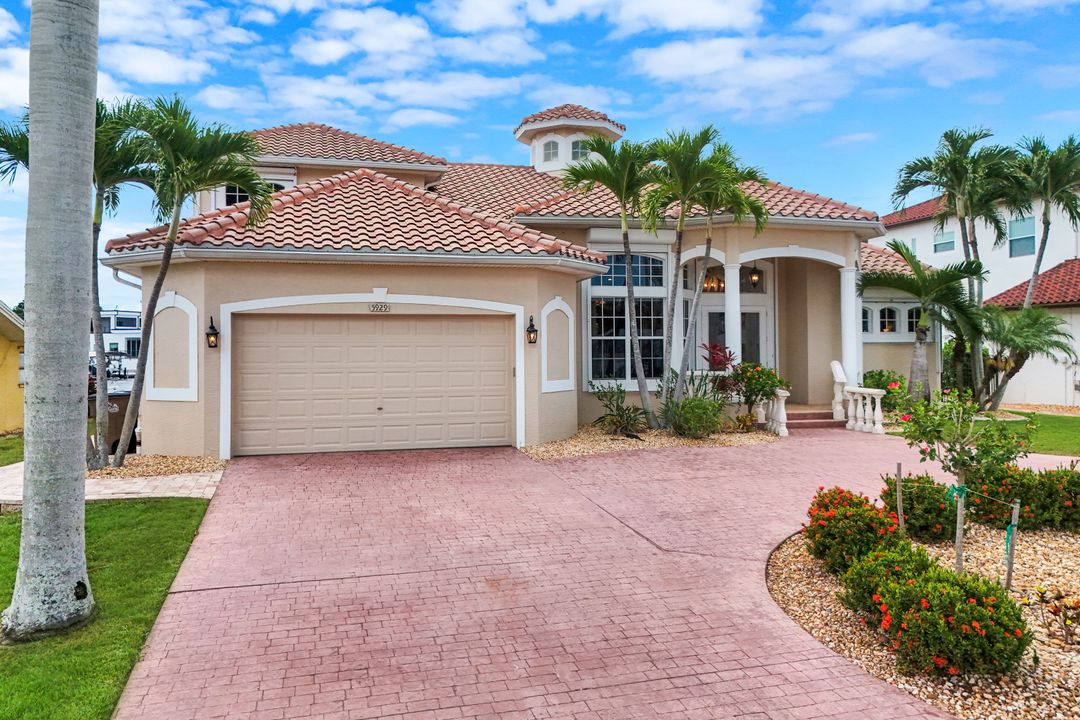 5929 SW 1st Ct, Cape Coral, FL 33914