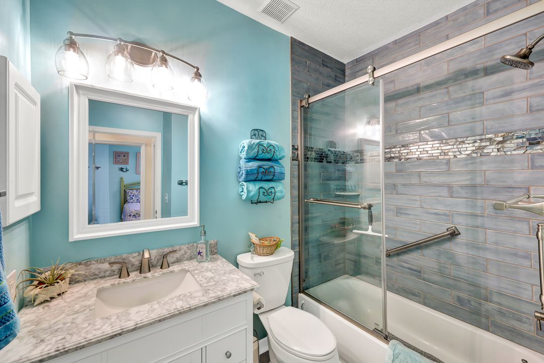 411 Emerald Bay Cir #A7, Naples, FL 34110