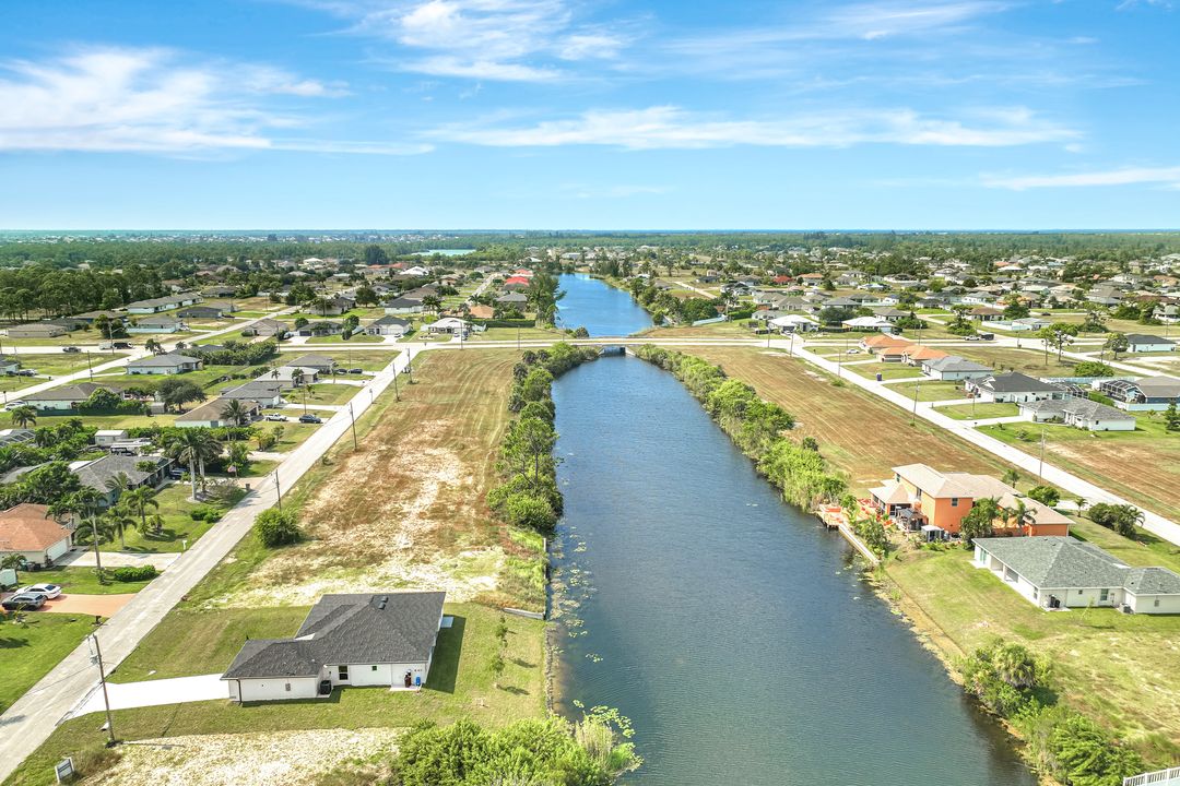 2223 NW 25th St, Cape Coral, FL 33993