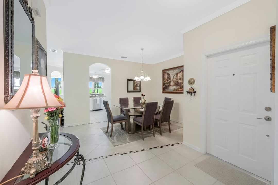 1320 Charleston Square Dr #101, Naples, FL 34110