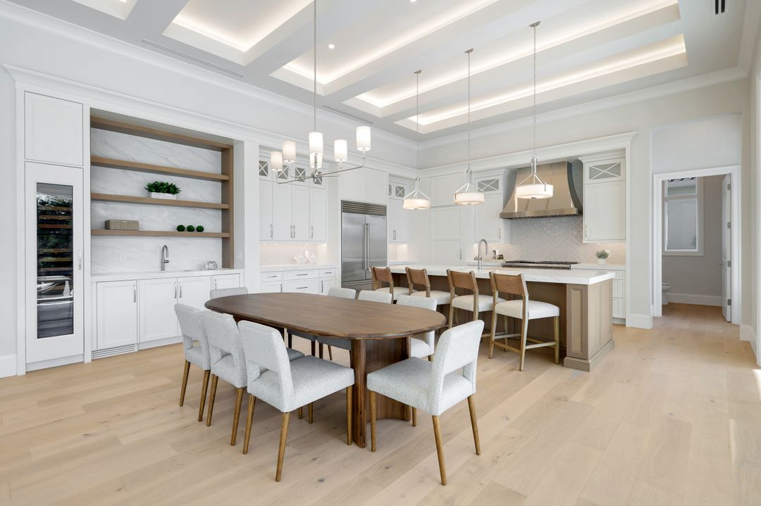 713 Nautilus Ct, Marco Island, FL 34145