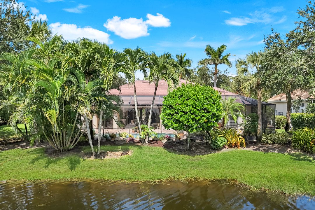 10005 Idle Pine Ln, Estero, FL 34135