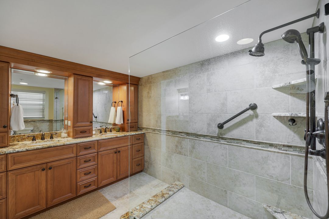 990 Cape Marco Dr  #208, Marco Island, FL 34145