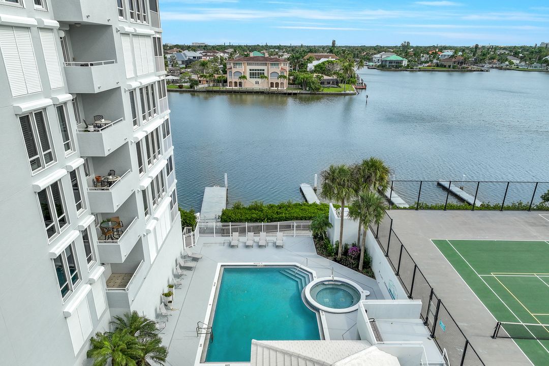 9790 Gulf Shore Dr #505, Naples, FL 34108