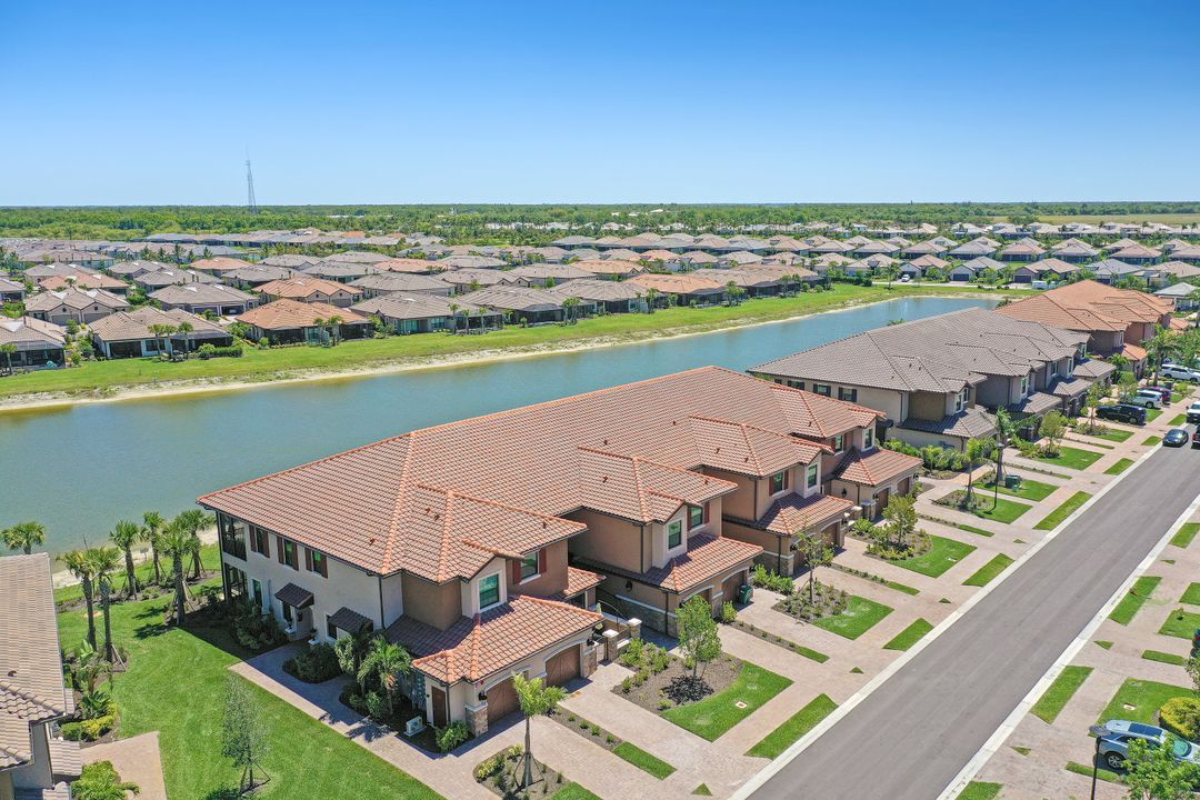 15248 Zeno Wy #204, Naples, FL 34114