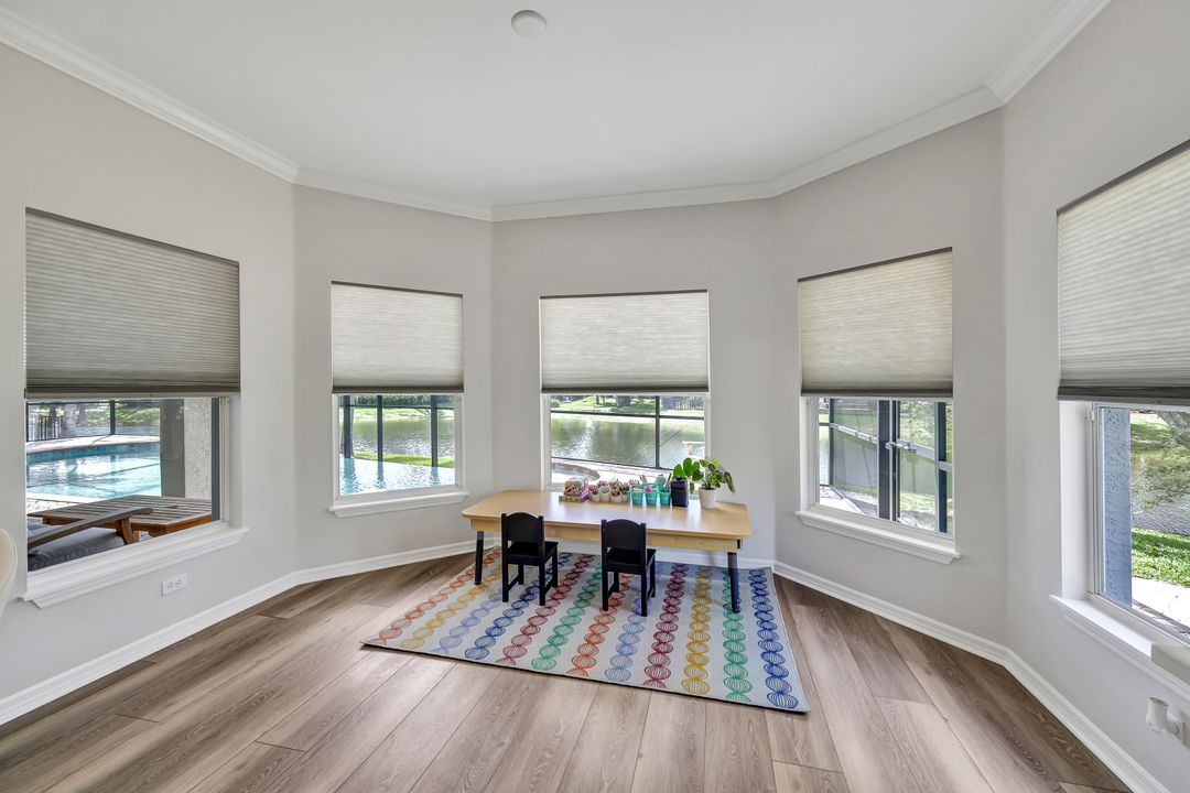 8146 Las Palmas Way, Naples, FL 34109