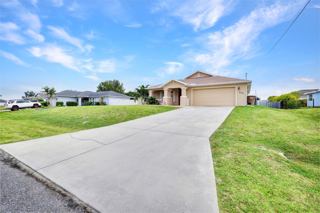 320 NE 19th Terrace, Cape Coral, FL 33909