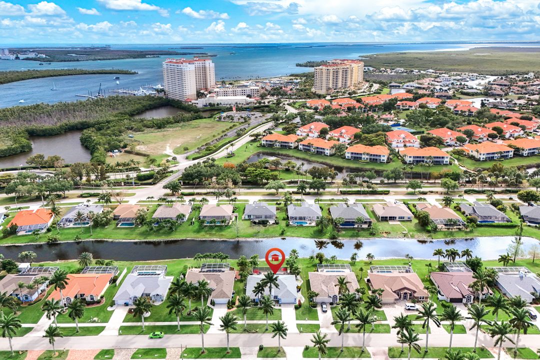 1058 SW 57th St, Cape Coral, FL 33914