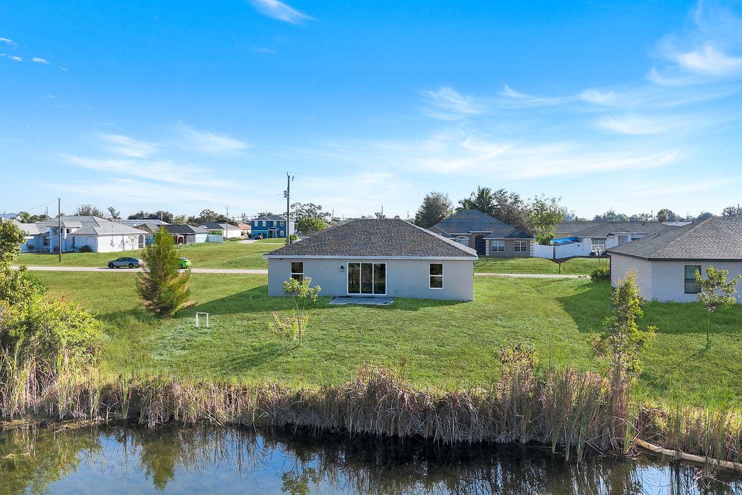 1734 NW 6th Pl, Cape Coral, FL 33993