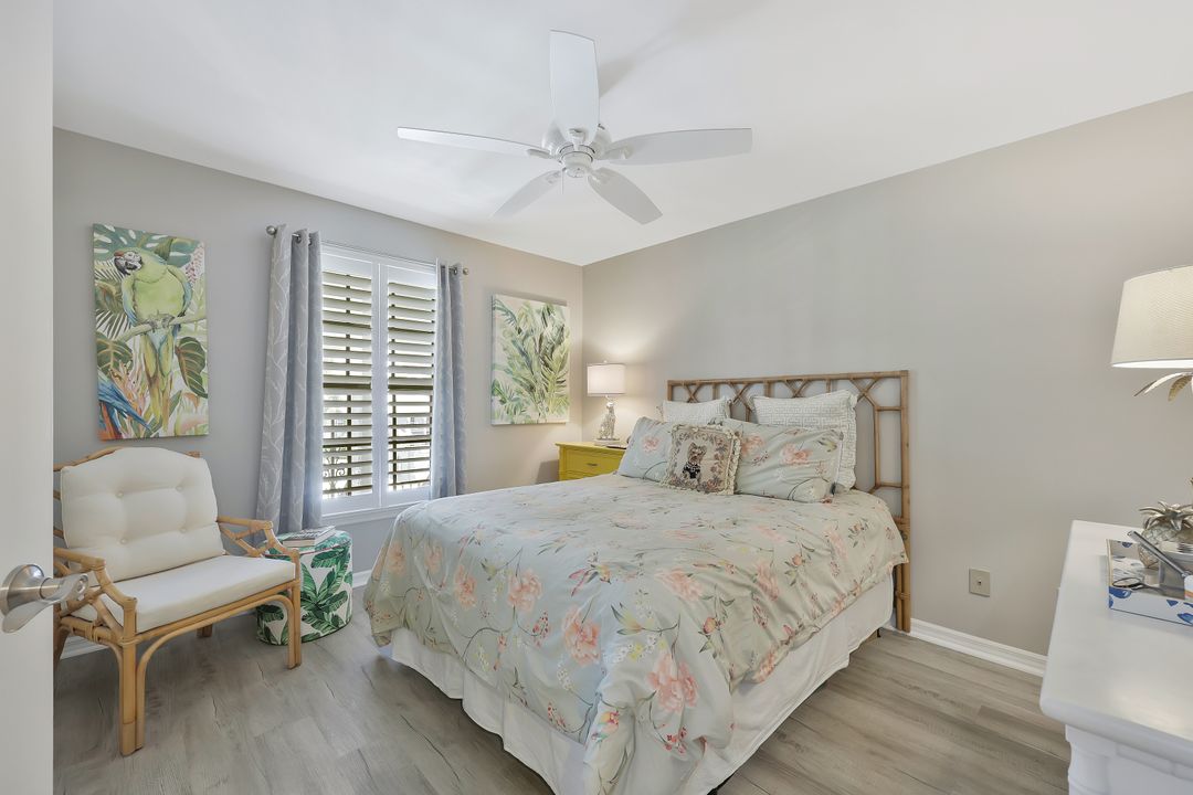 265 Deerwood Cir #12, Naples, FL 34113