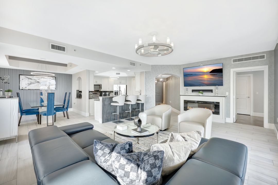 2104 W First St #1404, Fort Myers, FL 33901
