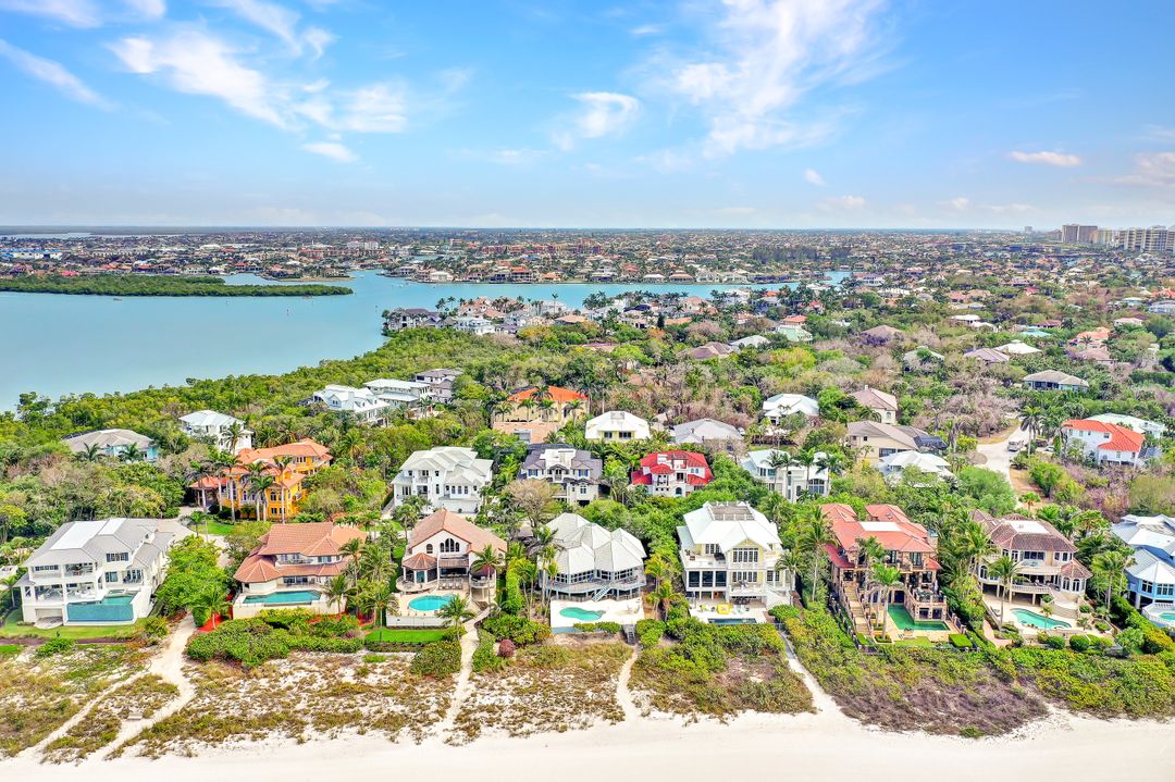 336 Seabreeze Dr, Marco Island, FL 34145