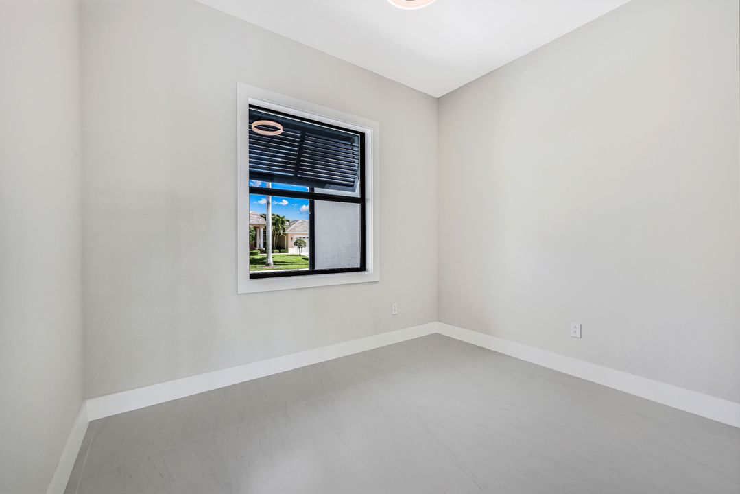 1708 SW 54th St, Cape Coral, FL 33914