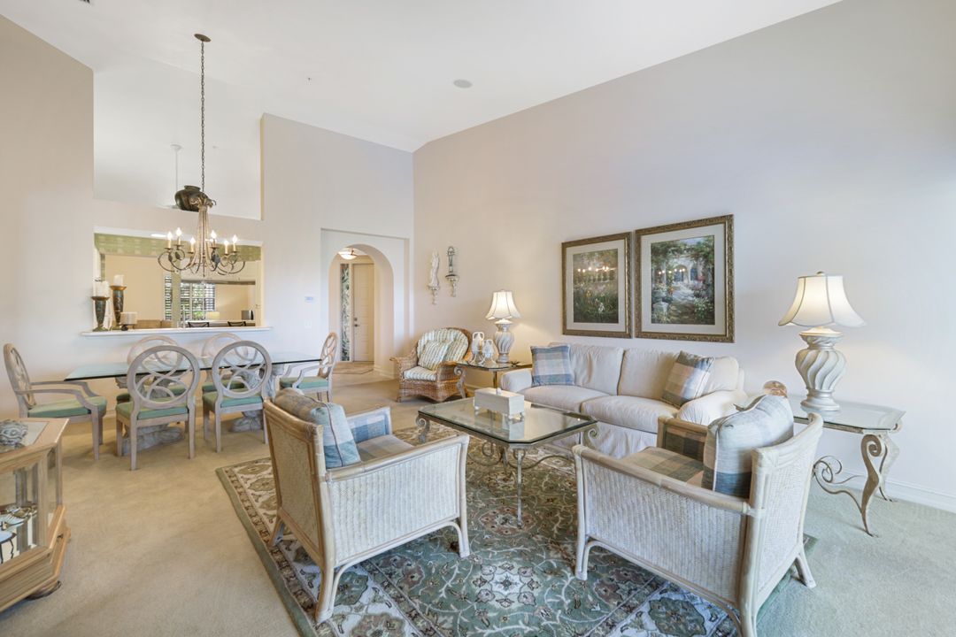 795 Bentwater Cir #202, Naples, FL 34108