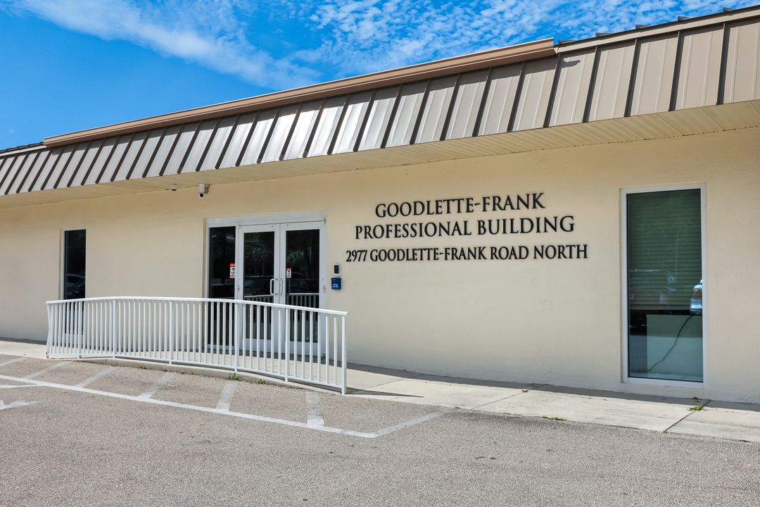 2977 Goodlette-Frank Rd, Naples, FL 34103