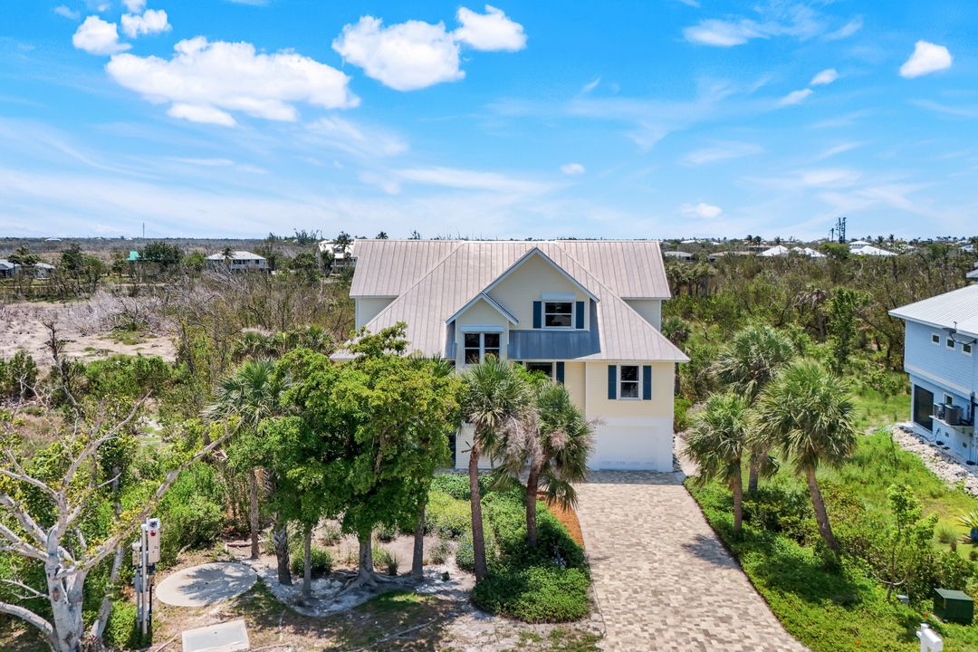 654 Sea Oats Dr, Sanibel, FL 33957