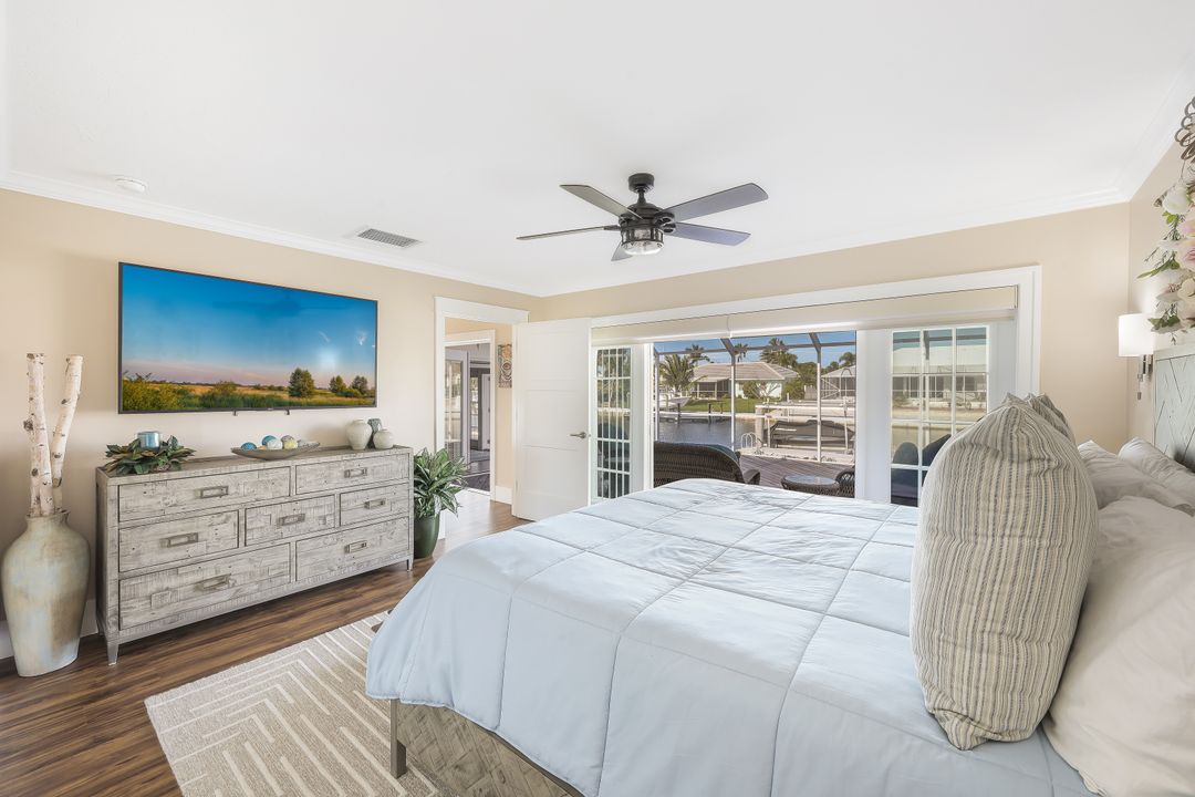 821 Apple Ct, Marco Island, FL 34145