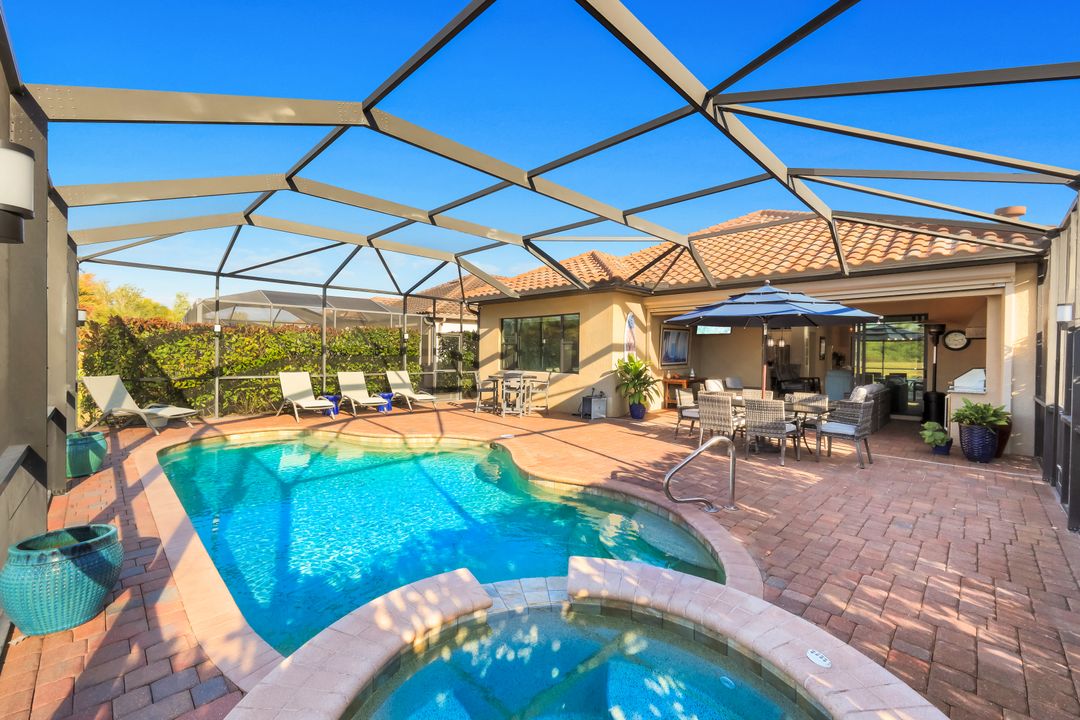 12639 Kinross Ln, Naples, FL 34120