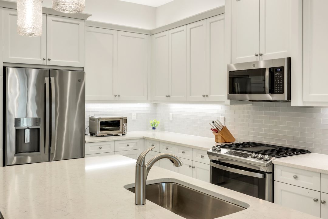 28558 Lobos Cir, Bonita Springs, FL 34135