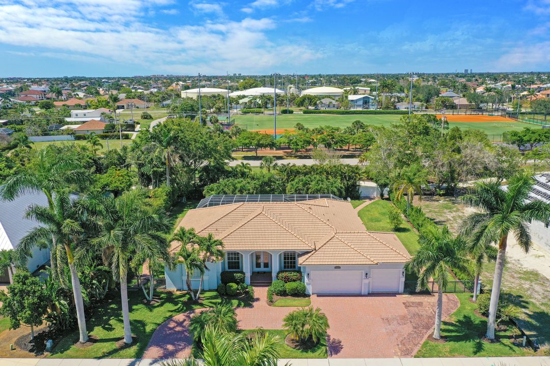 1416 Collingswood Ave, Marco Island, FL 34145