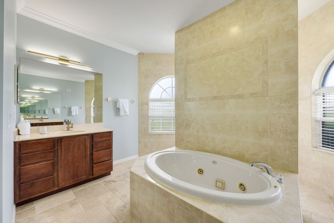 5321 SW 23rd Ave, Cape Coral, FL 33914